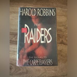 Raiders by Harold Robbins (1995, Hardcover)